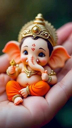வழிபடும் அவரிடர் கடி கணபதி ✨